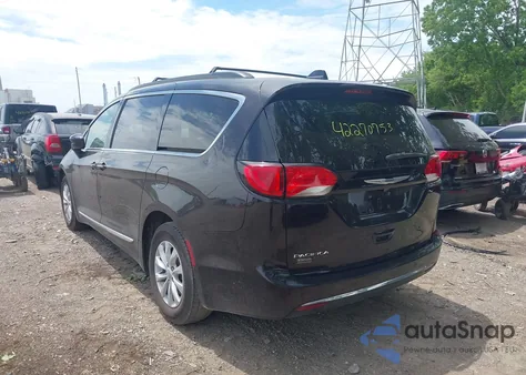2017 Chrysler Pacifica Touring-L из США, поврежденный, VIN 2C4RC1BG4HR525661